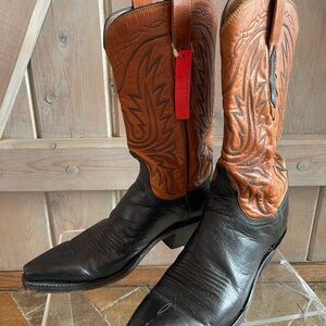 Two-Tone Western Cowboy Boots - Black & Brown